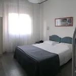 Capitol Hotel Piza