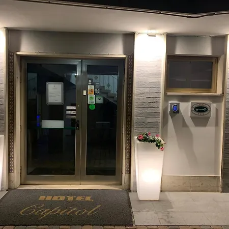 Capitol Ξενοδοχείο