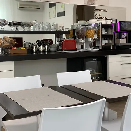 Capitol Hotel Pise